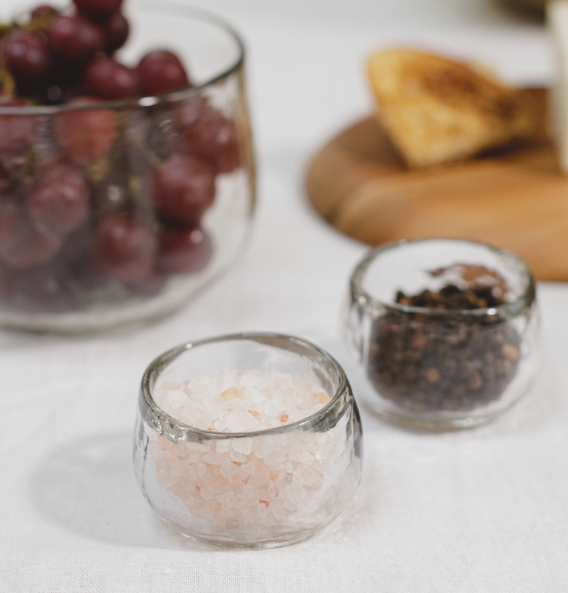 Pebbled condiment bowls - Set of 4