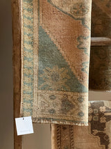 Petite Vintage Rug — No. 25