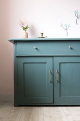 Brass Knobs (M)
