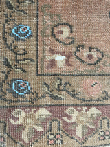 Petite Vintage Rug — No. 24