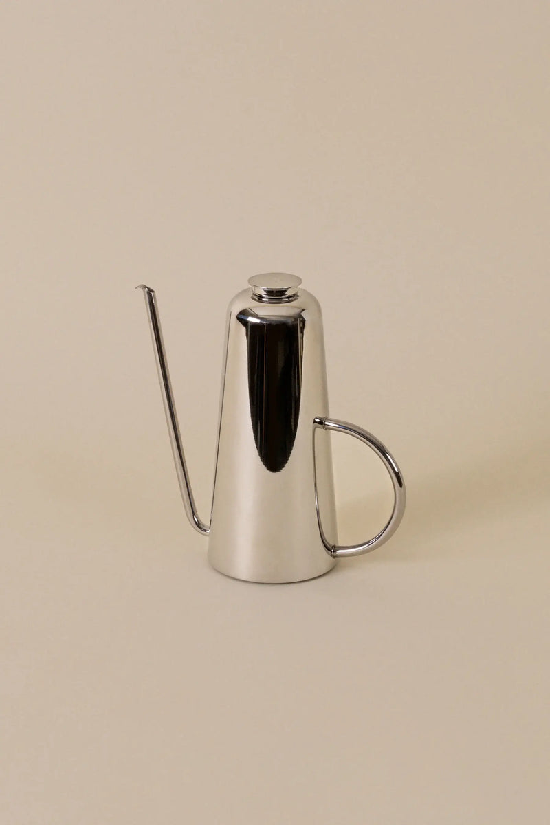 Dripless Oil Can