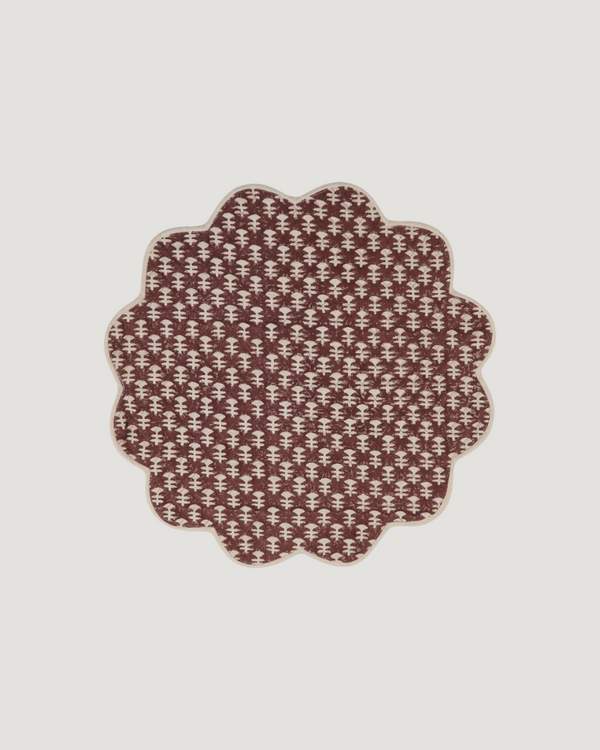 Saffron Scalloped Placemat — Set of 4