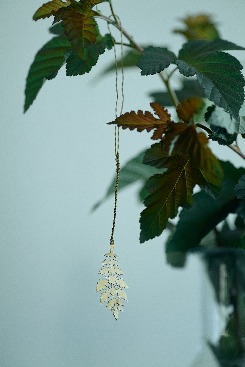 Brass Leaf Ornament — Oak