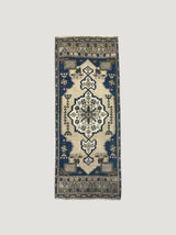 Petite Vintage Rug — No. 19