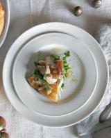 Farmhouse Salad Plate - Eggshell