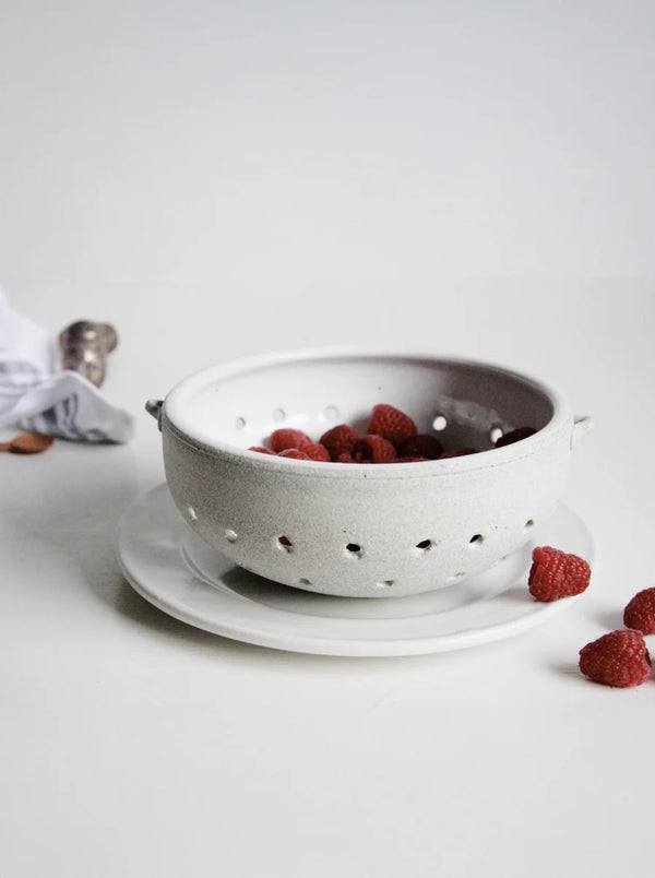 Vermont Berry Colander
