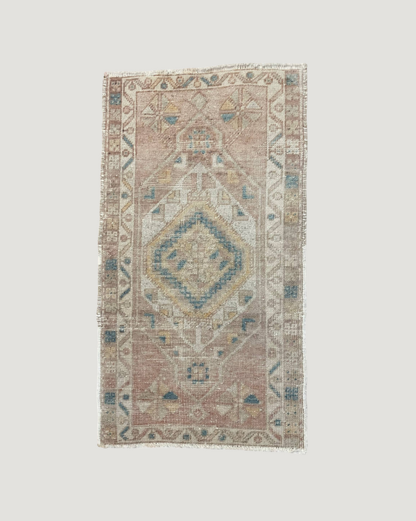 Petite Vintage Rug — No. 13