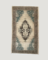 Petite Vintage Rug — No. 15