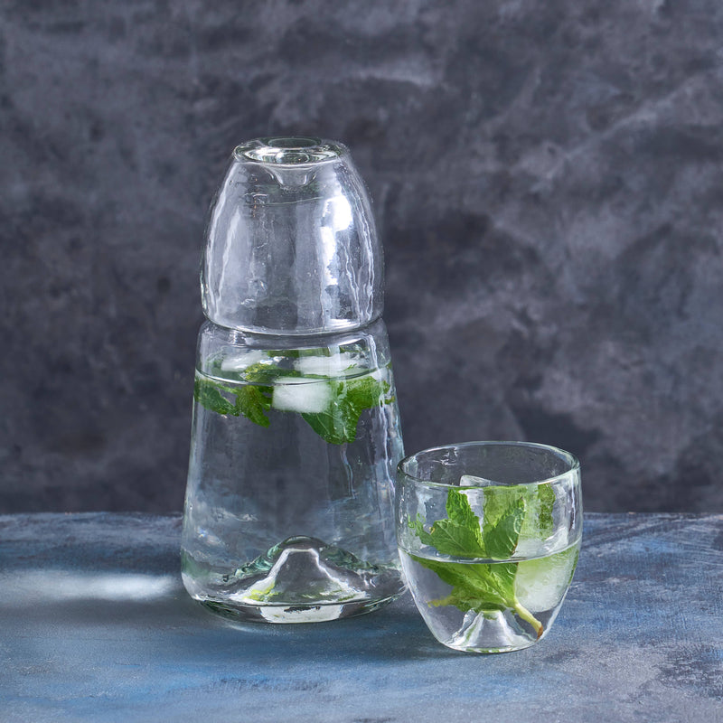 Pebbled Carafe Set