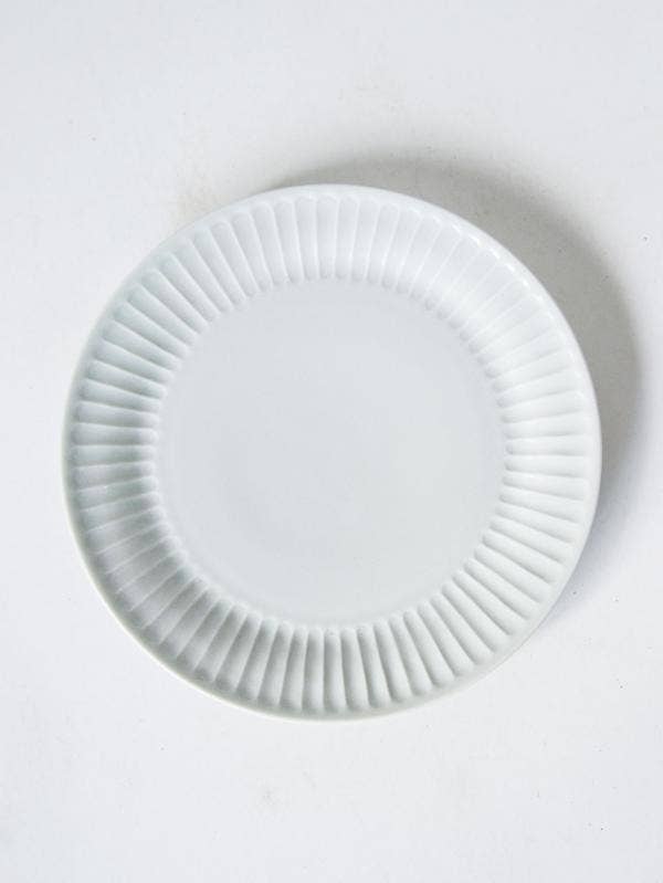Fluted Dinner Plate