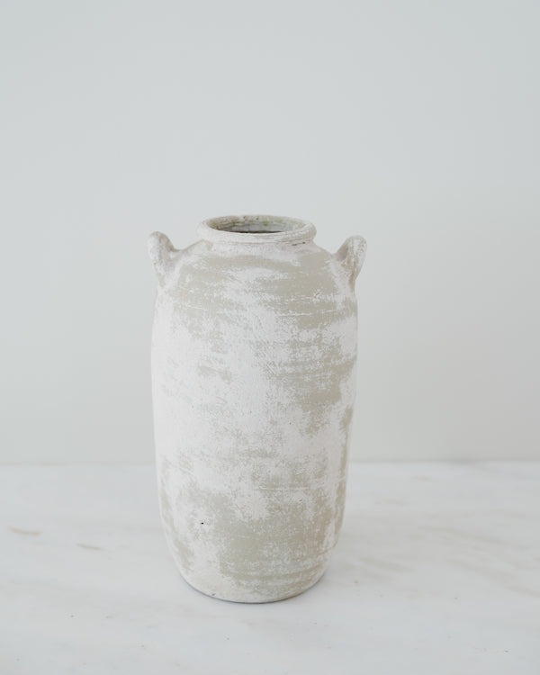 Mira Handmade Clay Vase in Oatmeal